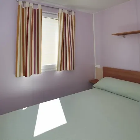 Hotell De 2*